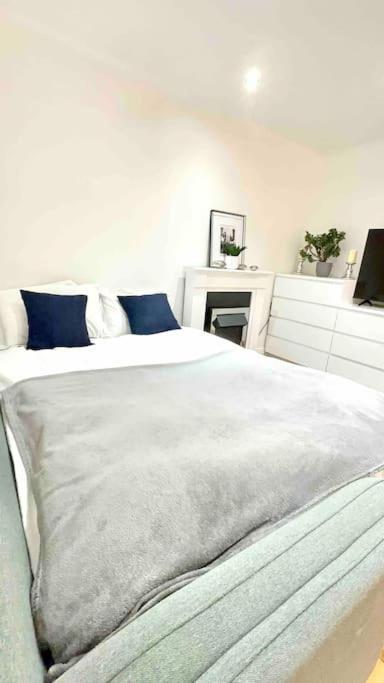 A Beautiful Stylish 2 Bedroom Apartment -City Of Londyn Zewnętrze zdjęcie